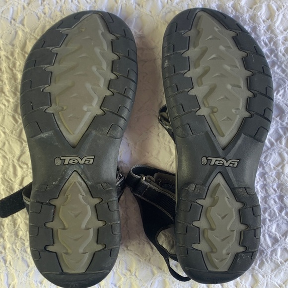 Teva Women's Charcoal and Black Sandals - Picture 15 of 16